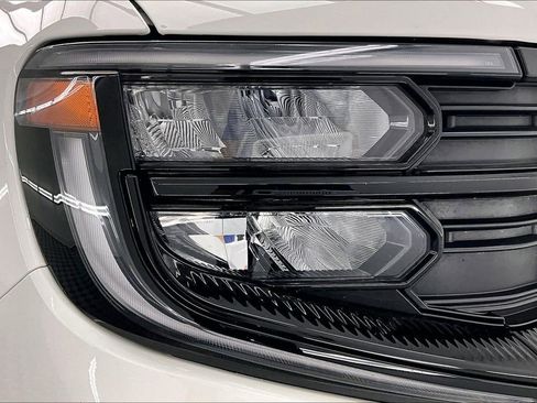 Certified 2025 Ford Expedition Max Active AWD/4WD image 30
