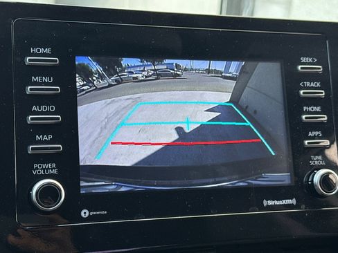 Used 2023 Toyota Camry SE FWD image 16