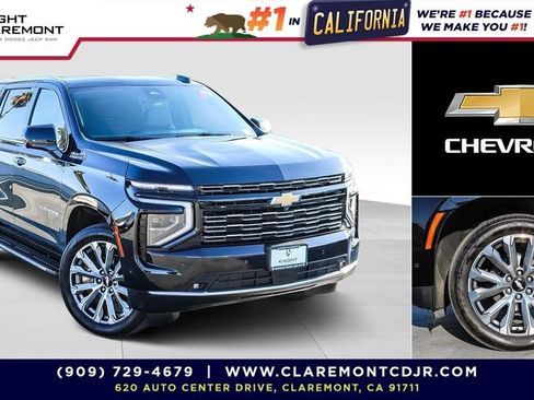 Used 2025 Chevrolet Suburban High Country AWD/4WD image 1