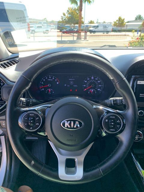Used 2020 Kia Soul EX FWD image 30