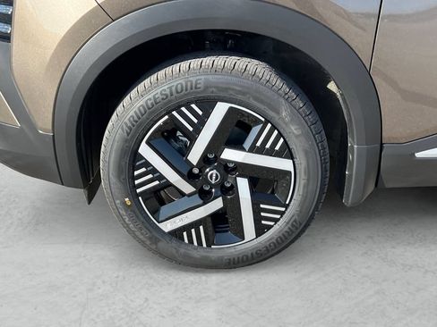 New 2026 Nissan Kicks SV w/ Cold Weather Package FWD image 24