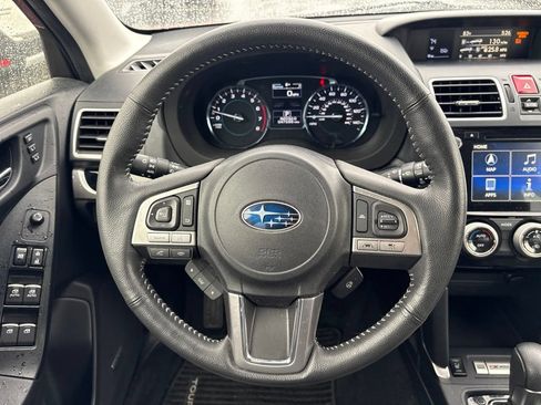 Used 2018 Subaru Forester 2.5i Touring w/ Popular Package #2 AWD/4WD image 10