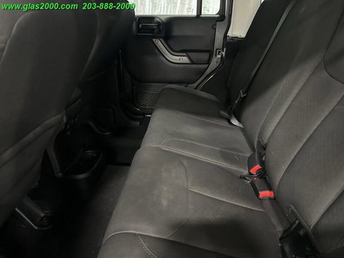 Used 2018 Jeep Wrangler Unlimited Sport S image 9