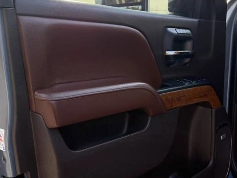 Used 2016 Chevrolet Silverado 2500 High Country w/ Duramax Plus Package image 15