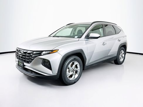 Used 2024 Hyundai Tucson SEL image 3