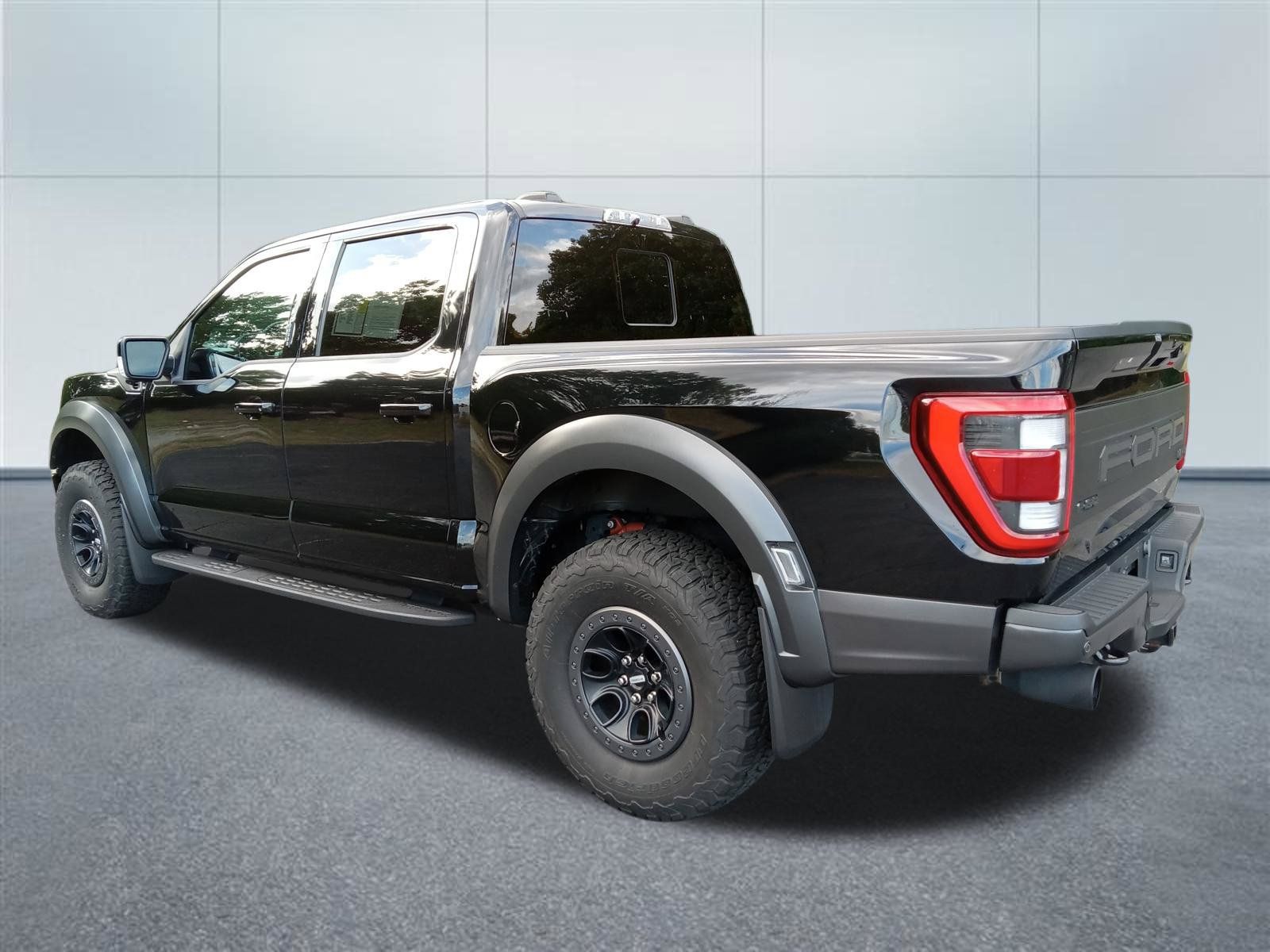 Used 2023 Ford F150 Raptor w/ Raptor Carbon Fiber Package AWD/4WD image 3
