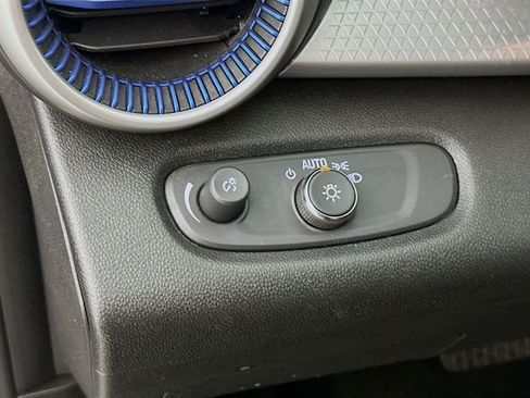 Used 2024 Chevrolet Trax LS FWD image 16