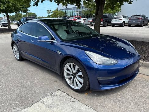 Used 2019 Tesla Model 3 Long Range AWD/4WD image 2