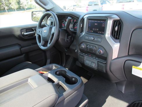 New 2025 Chevrolet Silverado 1500 W/T image 12