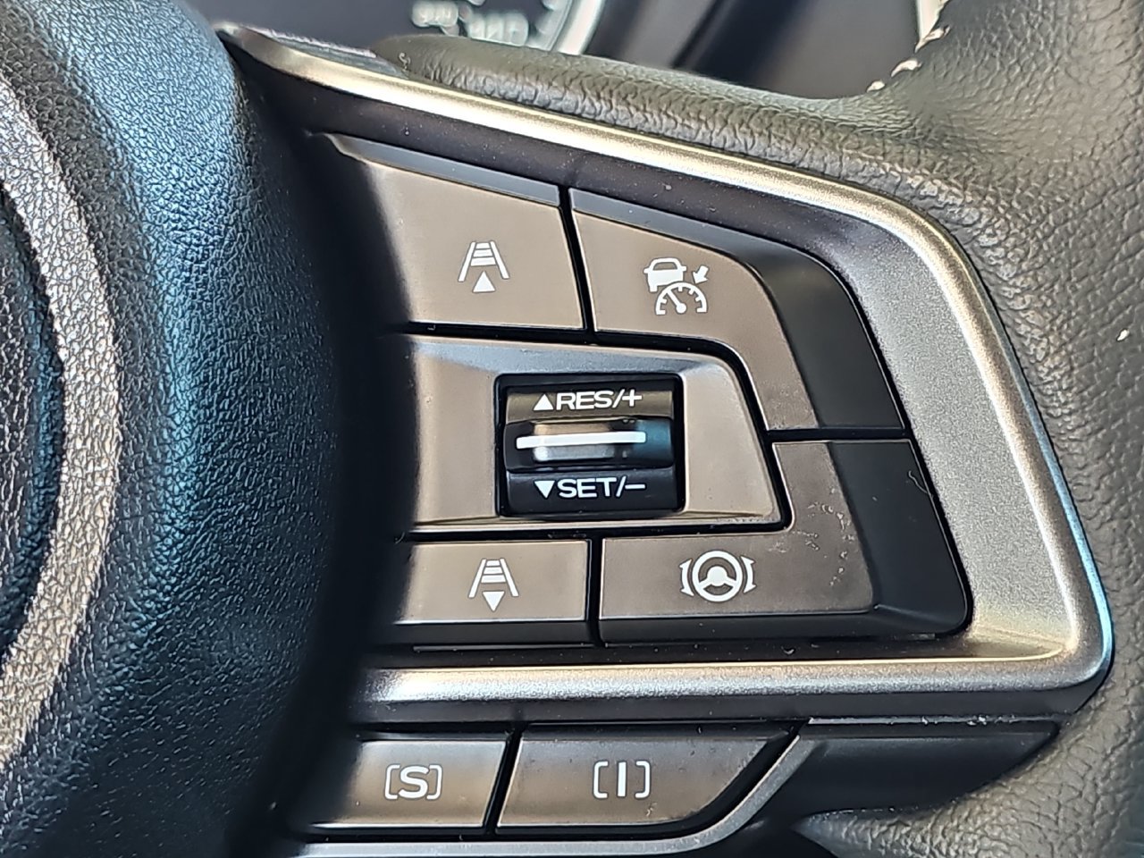 Used 2024 Subaru Forester Limited AWD/4WD image 23