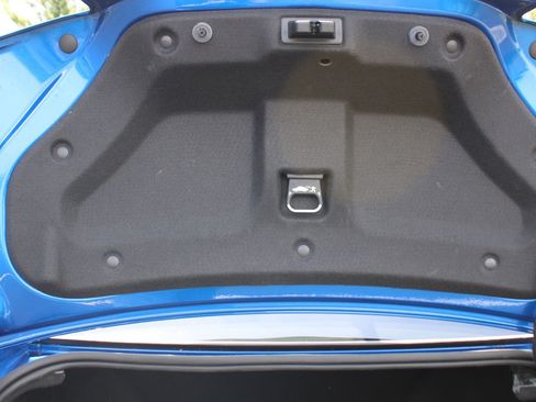 Used 2018 Chevrolet Camaro ZL1 RWD image 13