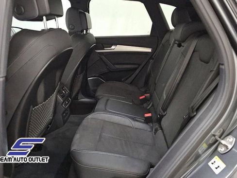 Used 2021 Audi SQ5 Premium Plus w/ Premium Plus Package image 16