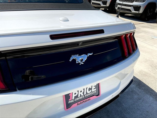 Used 2022 Ford Mustang Premium RWD image 28