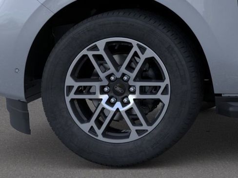 New 2026 Ford Expedition Active RWD image 19