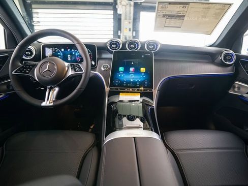 New 2026 Mercedes-Benz GLC 300 4MATIC image 11
