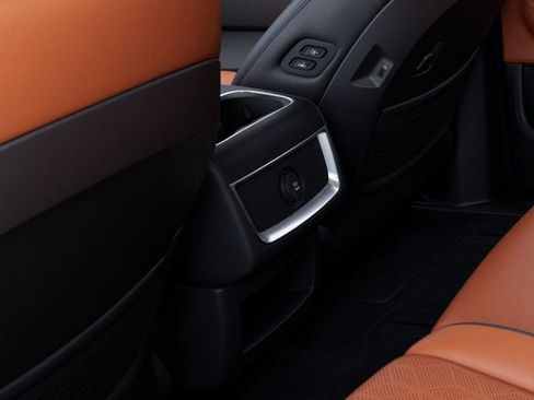 New 2026 Kia Carnival EX FWD image 27
