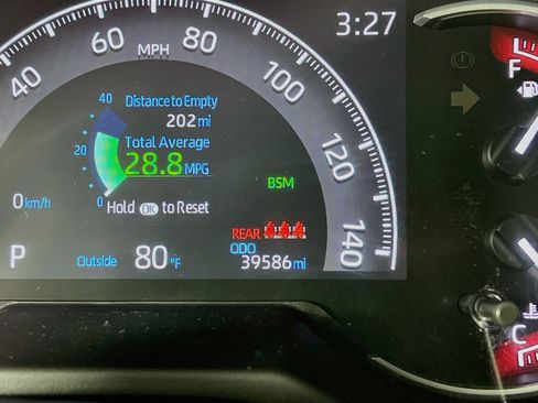 Used 2023 Toyota RAV4 LE AWD/4WD image 15