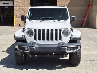 Used 2019 Jeep Wrangler Unlimited Sahara AWD/4WD video 2