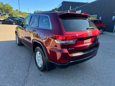 Used 2020 Jeep Grand Cherokee Laredo AWD/4WD image 5