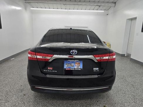 Used 2013 Toyota Avalon XLE Touring FWD image 6