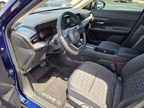 New 2026 Nissan Kicks SV w/ Charging Package FWD image 13