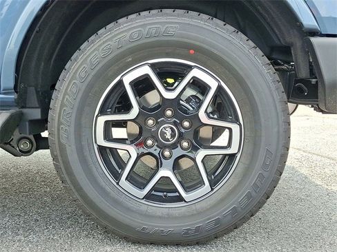 New 2025 Ford Bronco Outer Banks image 5