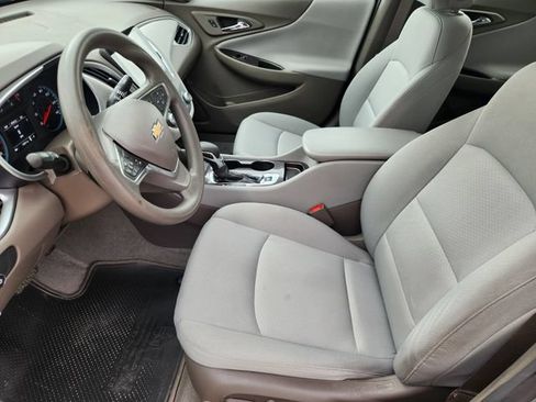Used 2023 Chevrolet Malibu LS FWD image 10
