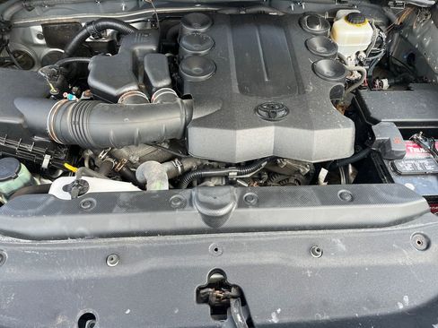 Used 2016 Toyota 4Runner SR5 image 21