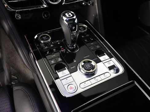 Certified 2023 Bentley Flying Spur S V8 AWD/4WD image 20