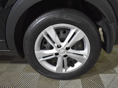 Certified 2024 Nissan Kicks S image 38