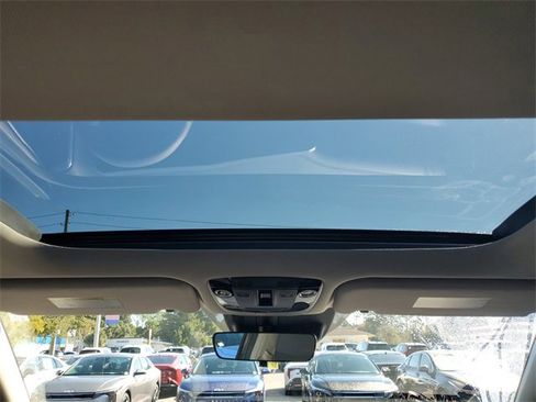 New 2026 Kia Sorento S w/ S Panoramic Sunroof Package image 19