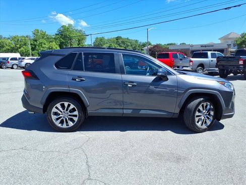 Used 2021 Toyota RAV4 XLE Premium AWD/4WD image 3