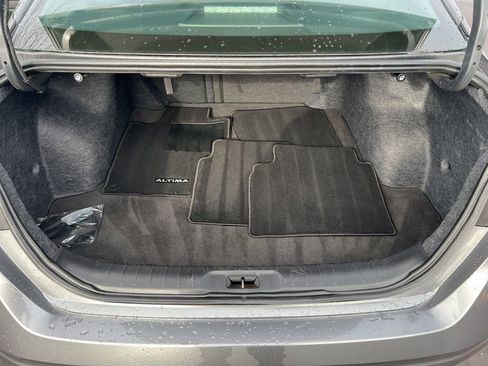 Certified 2024 Nissan Altima 2.5 SV image 11