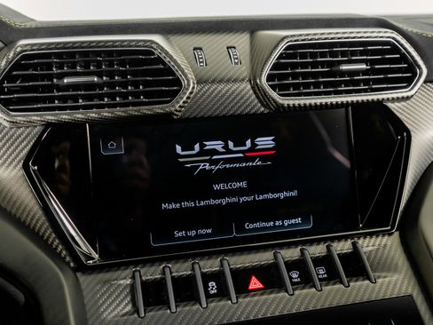 Used 2023 Lamborghini Urus Performante image 41