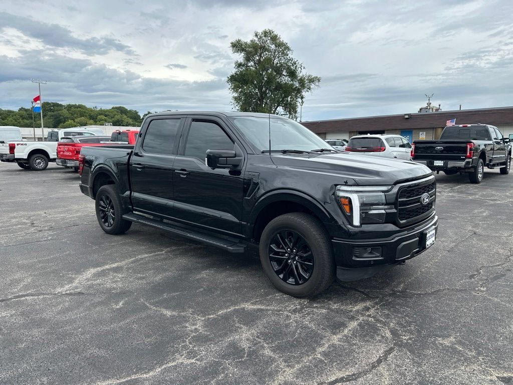 Used 2025 Ford F150 Lariat w/ Equipment Group 502A High AWD/4WD image 3