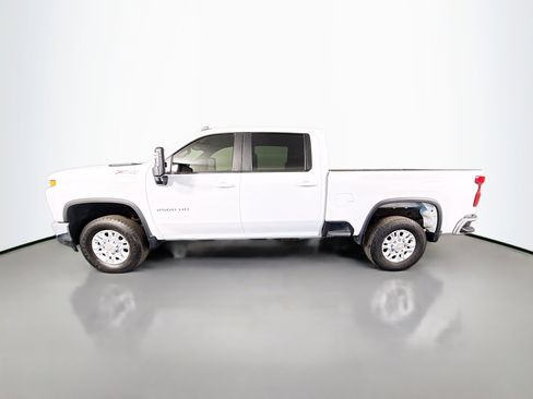 Used 2023 Chevrolet Silverado 2500 LT image 6