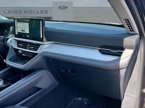 New 2026 Ford Explorer Active AWD/4WD image 30