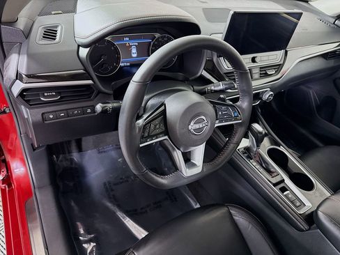 Certified 2023 Nissan Altima 2.0 SR FWD image 20