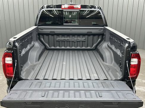 Used 2024 GMC Canyon AT4X image 17