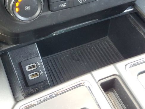 Used 2020 Ford F150 XLT w/ Equipment Group 302A Luxury AWD/4WD image 28