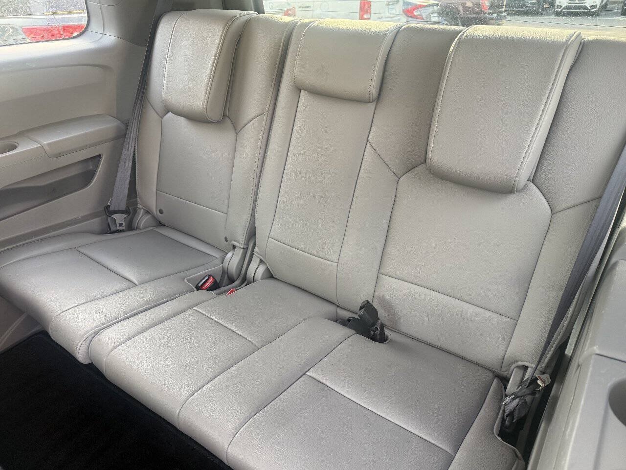Used 2013 Honda Pilot Touring image 15