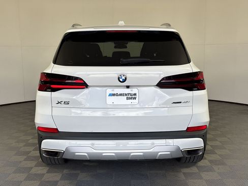 Used 2024 BMW X5 sDrive40i w/ Parking Assistance Package RWD image 10