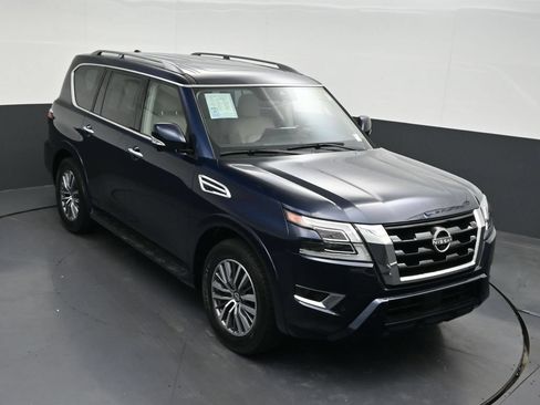 Used 2023 Nissan Armada SL RWD image 23
