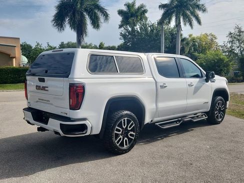 Certified 2022 GMC Sierra 1500 AT4 w/ AT4 Preferred Package AWD/4WD image 4