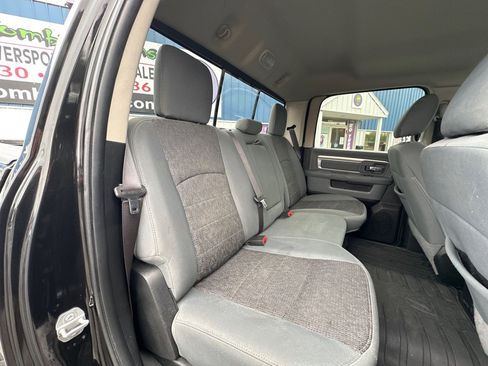 Used 2018 RAM 1500 Big Horn AWD/4WD image 23