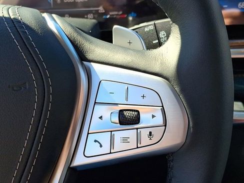 New 2026 BMW X7 xDrive40i w/ Climate Comfort Package image 19