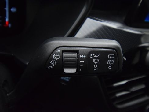 Used 2024 Ford Escape ST-Line AWD/4WD image 34