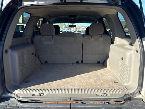 Used 2005 Chevrolet Tahoe LS w/ Skid Plate Package, Off Road image 12