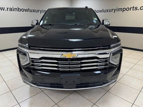 Used 2025 Chevrolet Tahoe Premier image 2