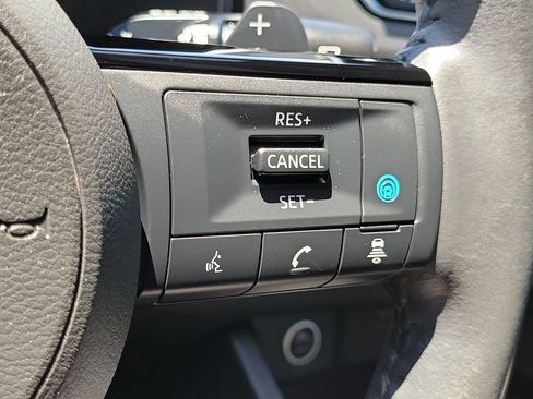 Certified 2023 Nissan Rogue SV w/ SV Premium B Package FWD image 30